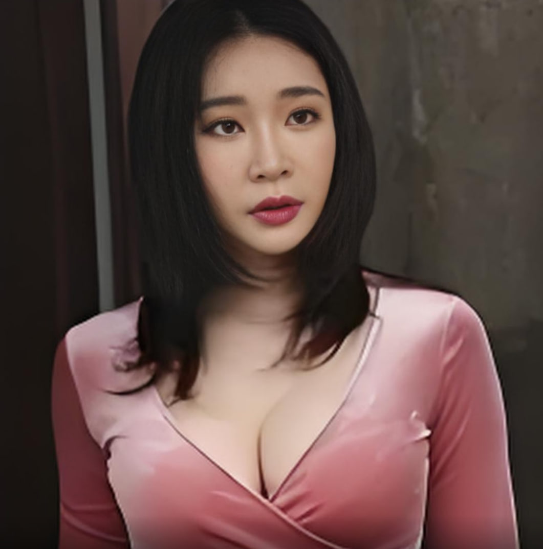 年轻的嫂子4(全集)